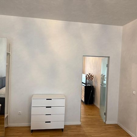 Apartment Number 4 Виена Екстериор снимка