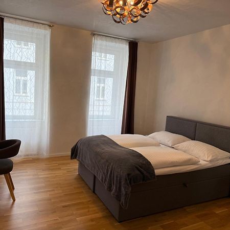 Apartment Number 4 Виена Екстериор снимка