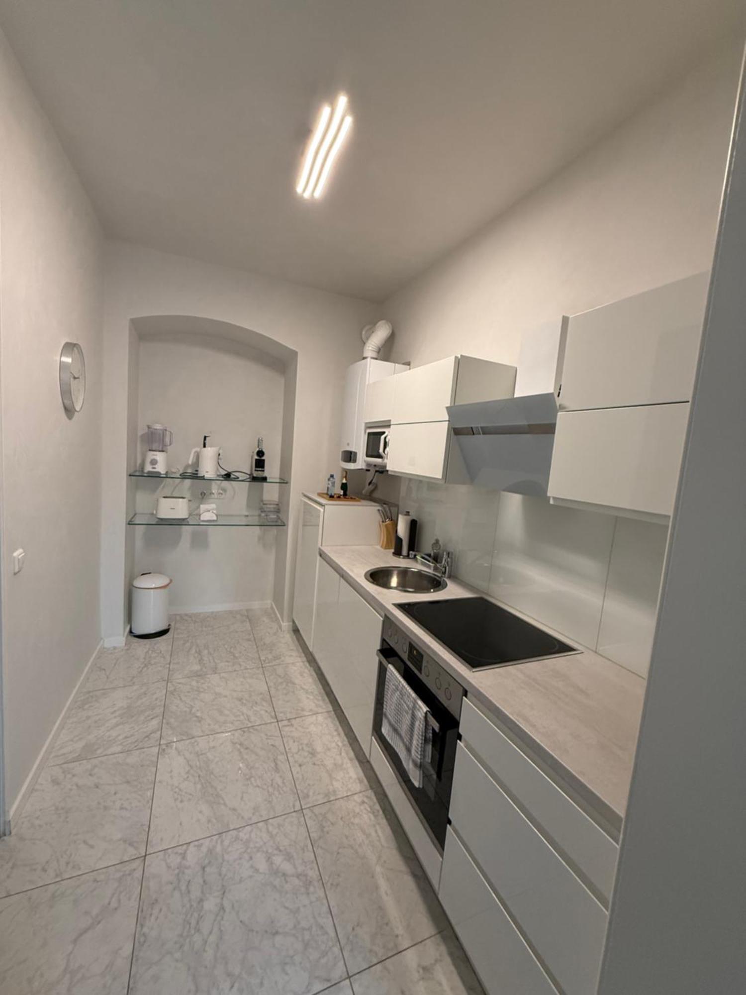 Apartment Number 4 Виена Екстериор снимка
